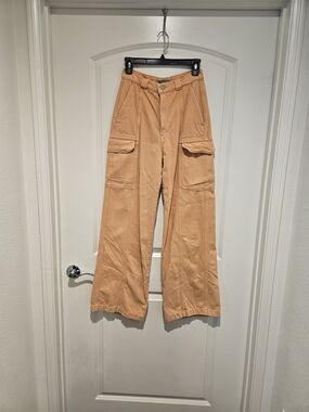 Hudson Jeans Wide-Leg Cargo Pants in Orange Cream Color #587